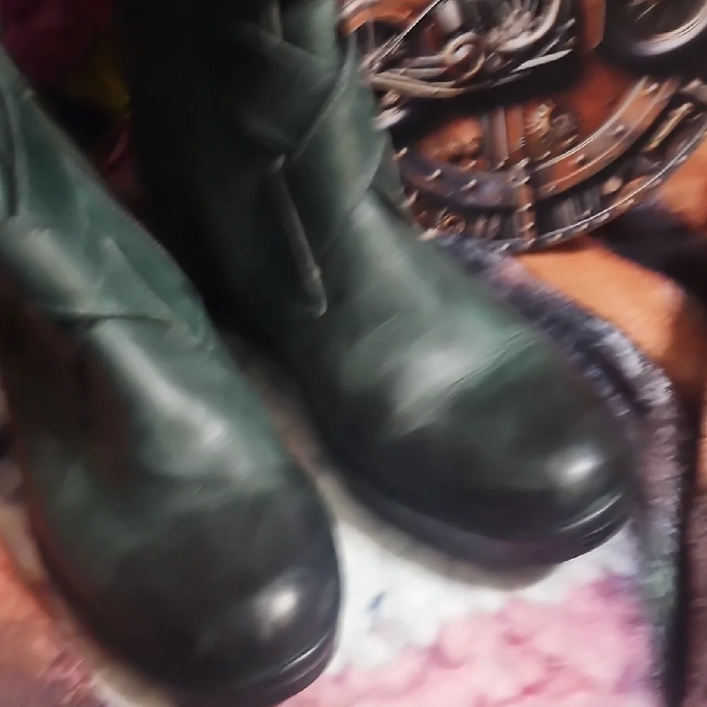 Fly London Leather Dark Green Wedge Side Zip Buckle Wrap Ankle Boots NWOT Size36
